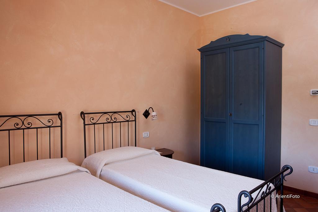 Albergo Del Lago 卡帕尔比奥 客房 照片